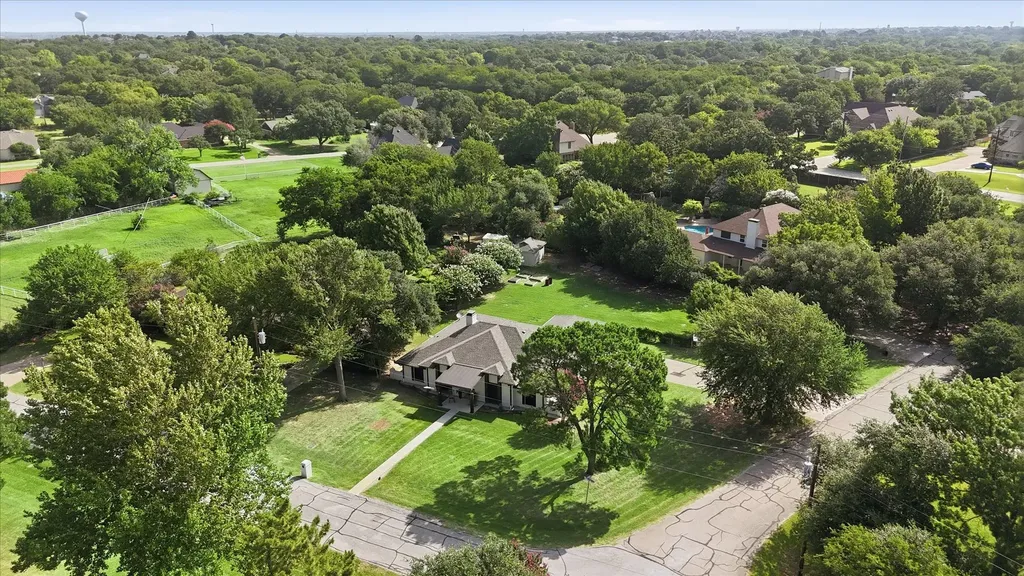 205 N Forest Lane Double Oak TX 75077