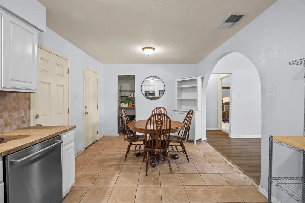 2101 Camellia Street Denton TX 76205
