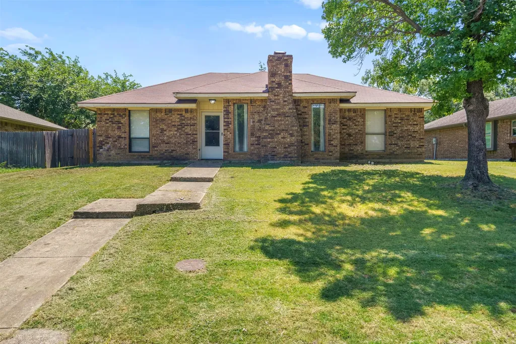2101 Camellia Street Denton TX 76205