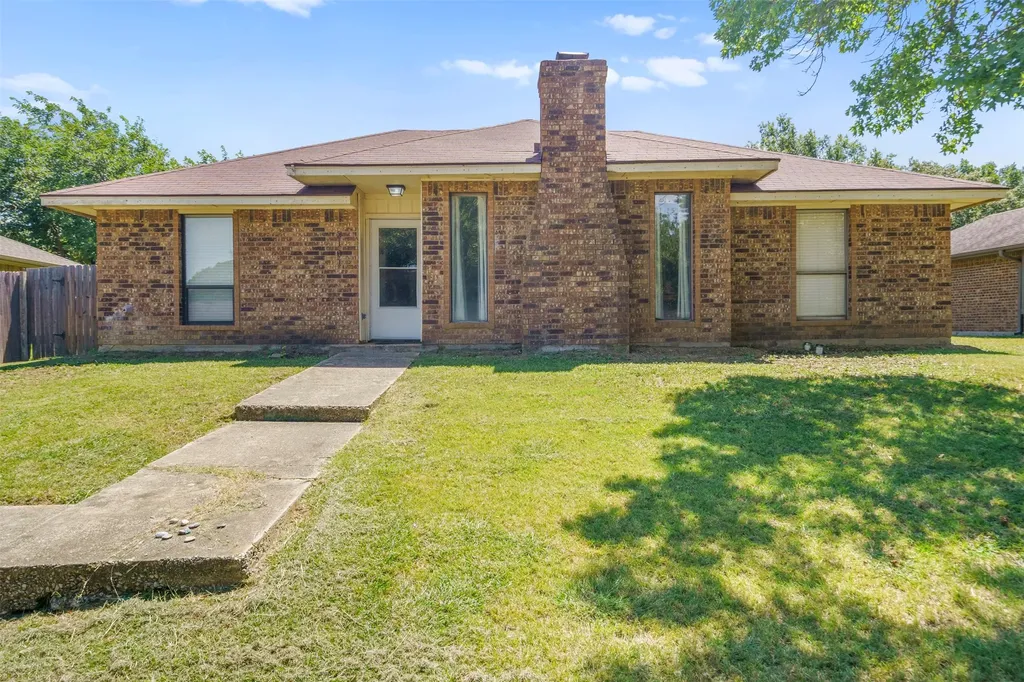 2101 Camellia Street Denton TX 76205