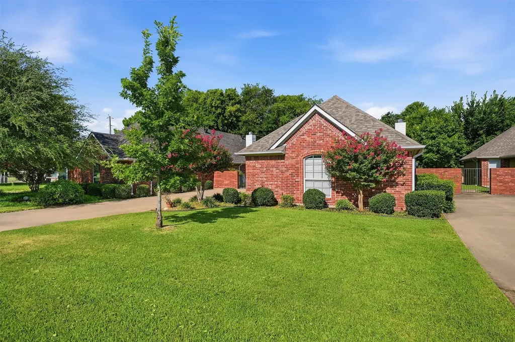 Sherman TX, 2704 Rex Cruse Drive