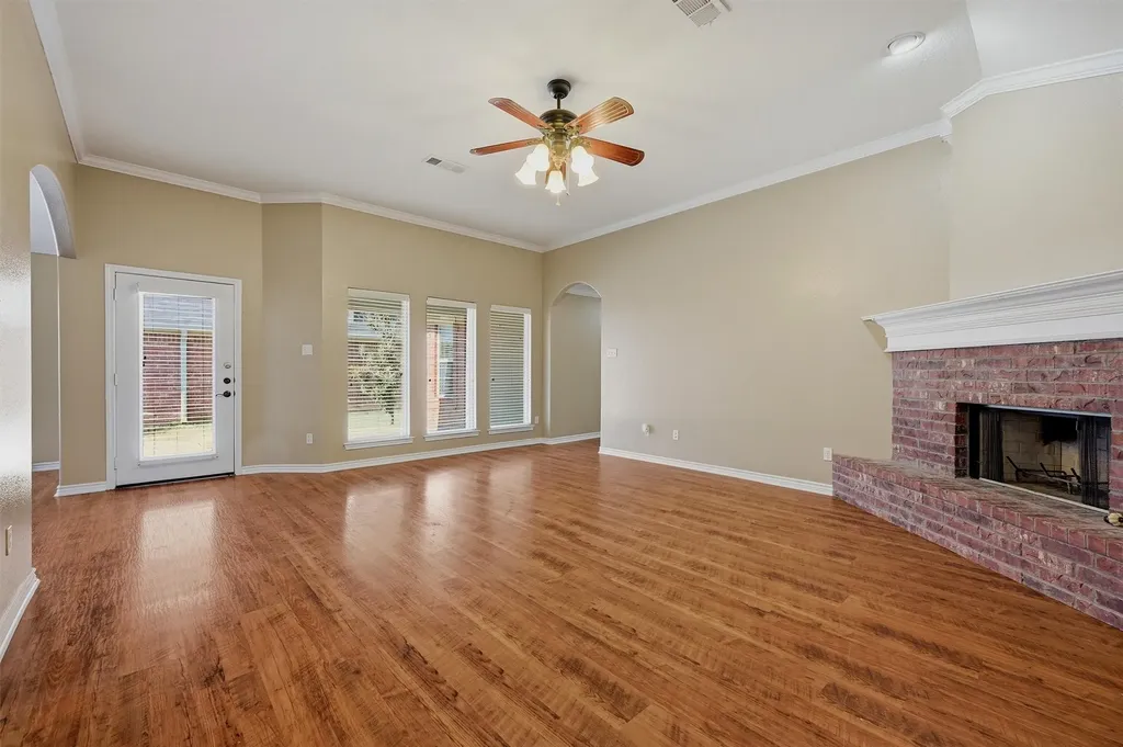 2704 Rex Cruse Drive Sherman TX 75092