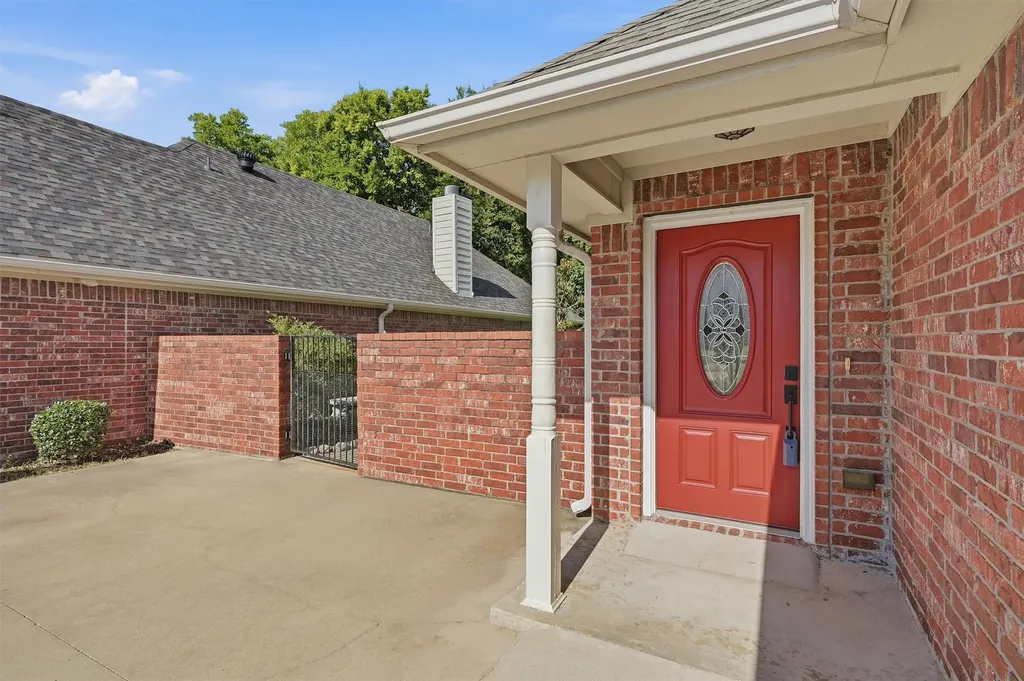 2704 Rex Cruse Drive Sherman TX 75092