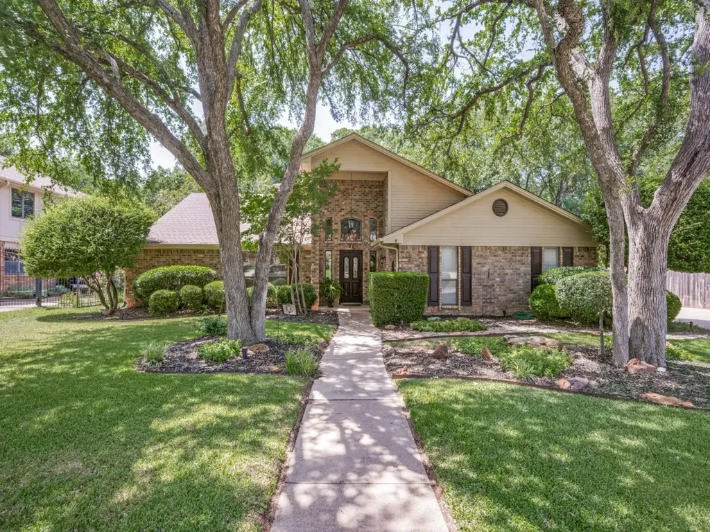 29 Creekmere Drive Trophy Club TX 76262