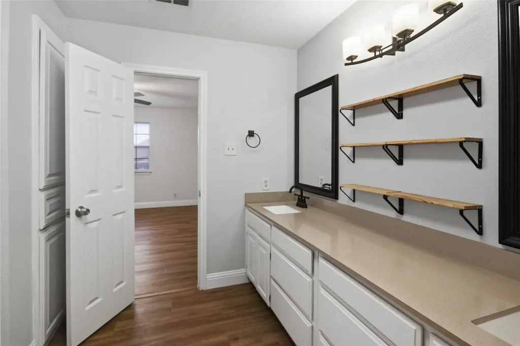1406 Westbriar Drive Weatherford TX 76086
