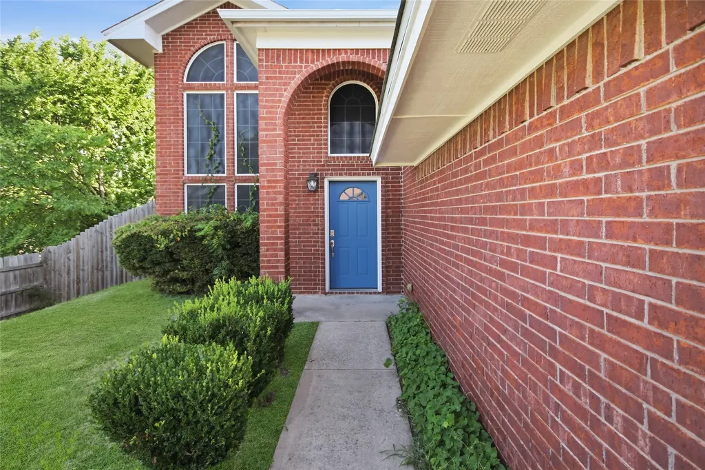 1406 Westbriar Drive Weatherford TX 76086