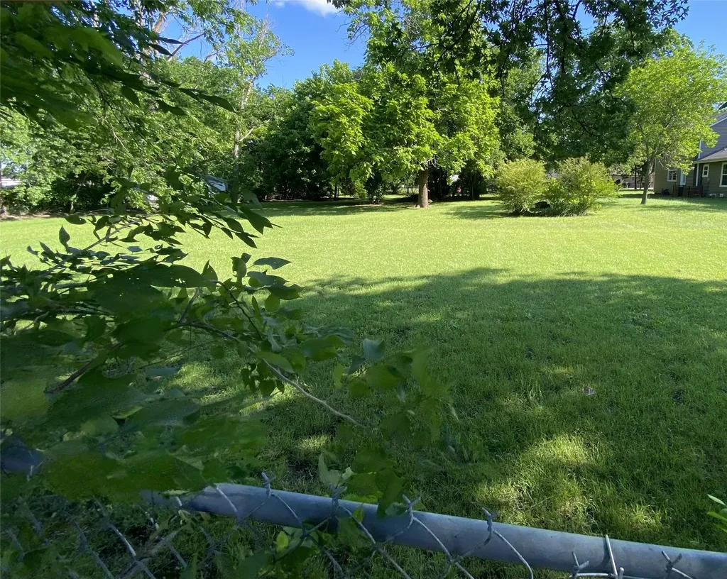 Lot 2 Garfield Lane Tioga TX 76271