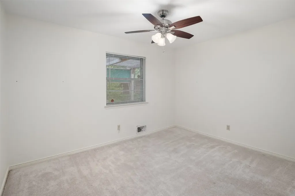 9329 Seagrove Drive Dallas TX 75243