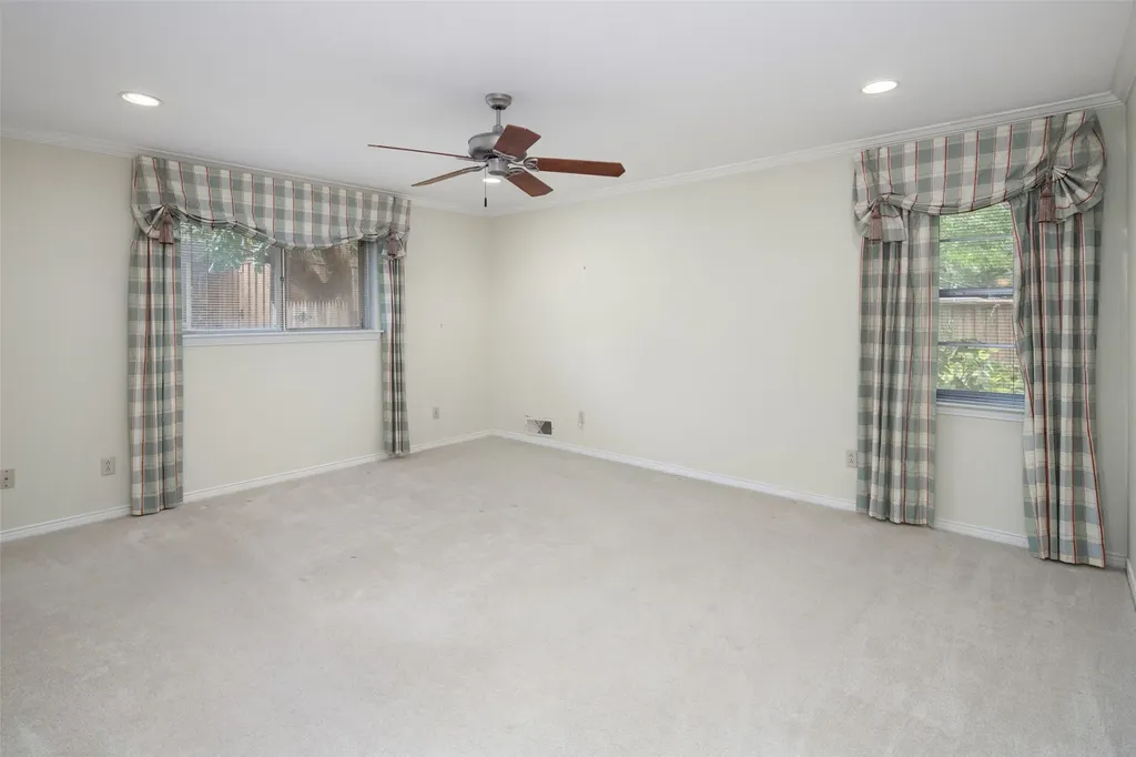 9329 Seagrove Drive Dallas TX 75243
