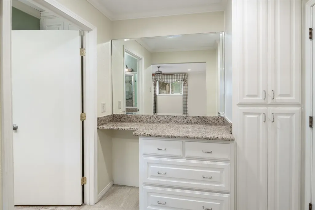 9329 Seagrove Drive Dallas TX 75243