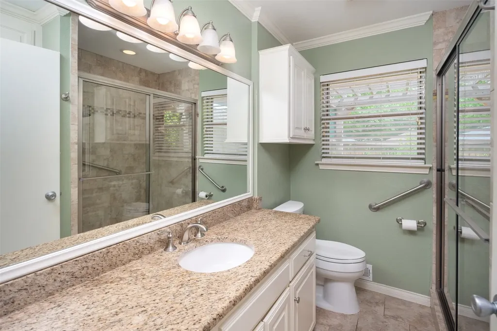 9329 Seagrove Drive Dallas TX 75243