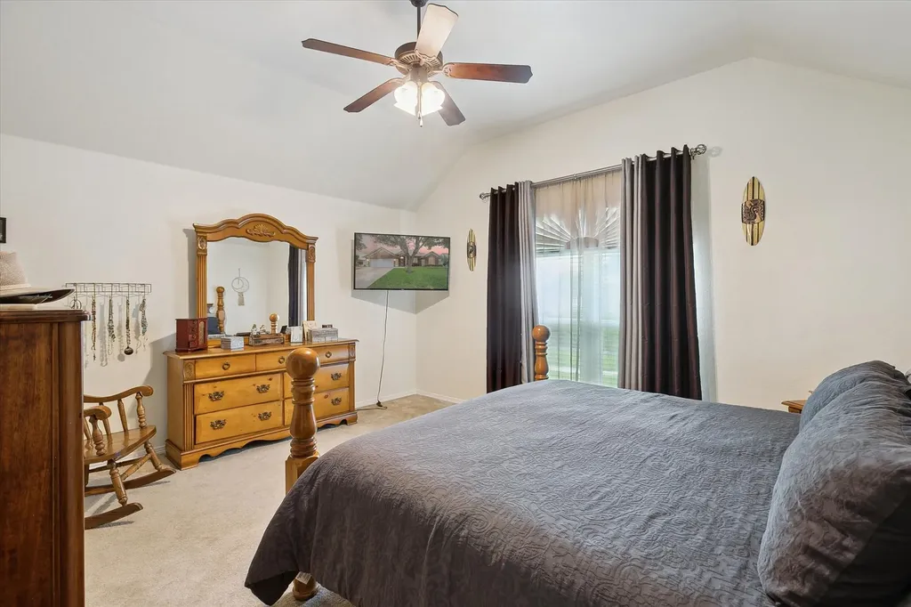 568 Willowview Drive Saginaw TX 76179