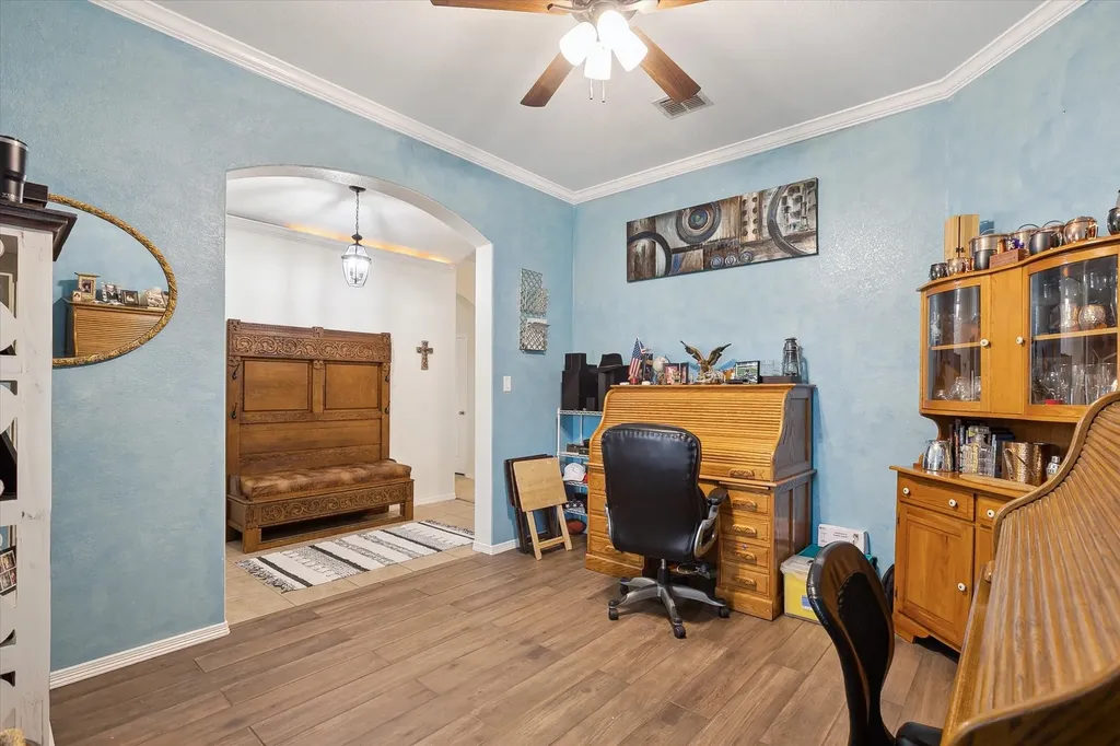 568 Willowview Drive Saginaw TX 76179