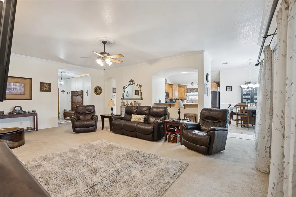 568 Willowview Drive Saginaw TX 76179