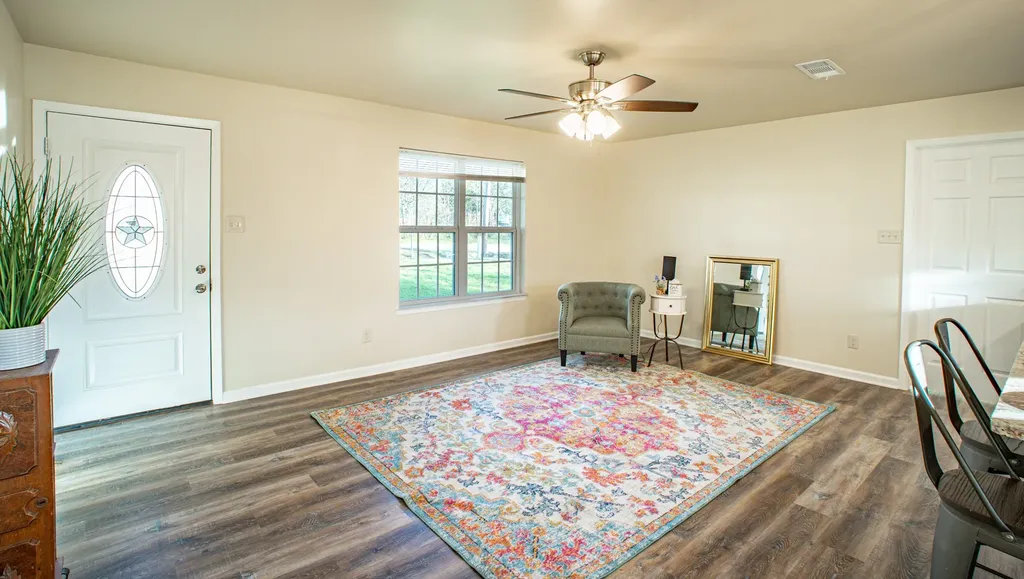 903 N Kaufman Mexia TX 76667