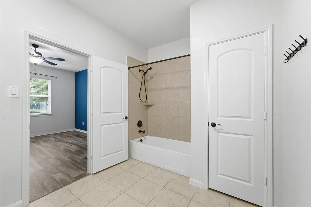 7707 Boulder Sunstone Lane Conroe TX 77304