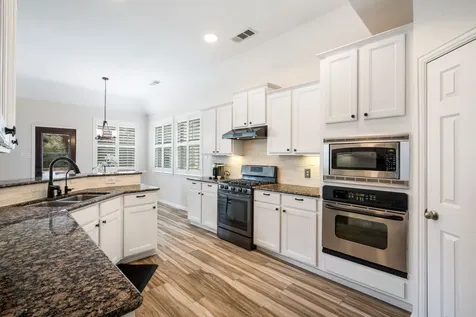 102 Stamford Drive Hickory Creek TX 75065