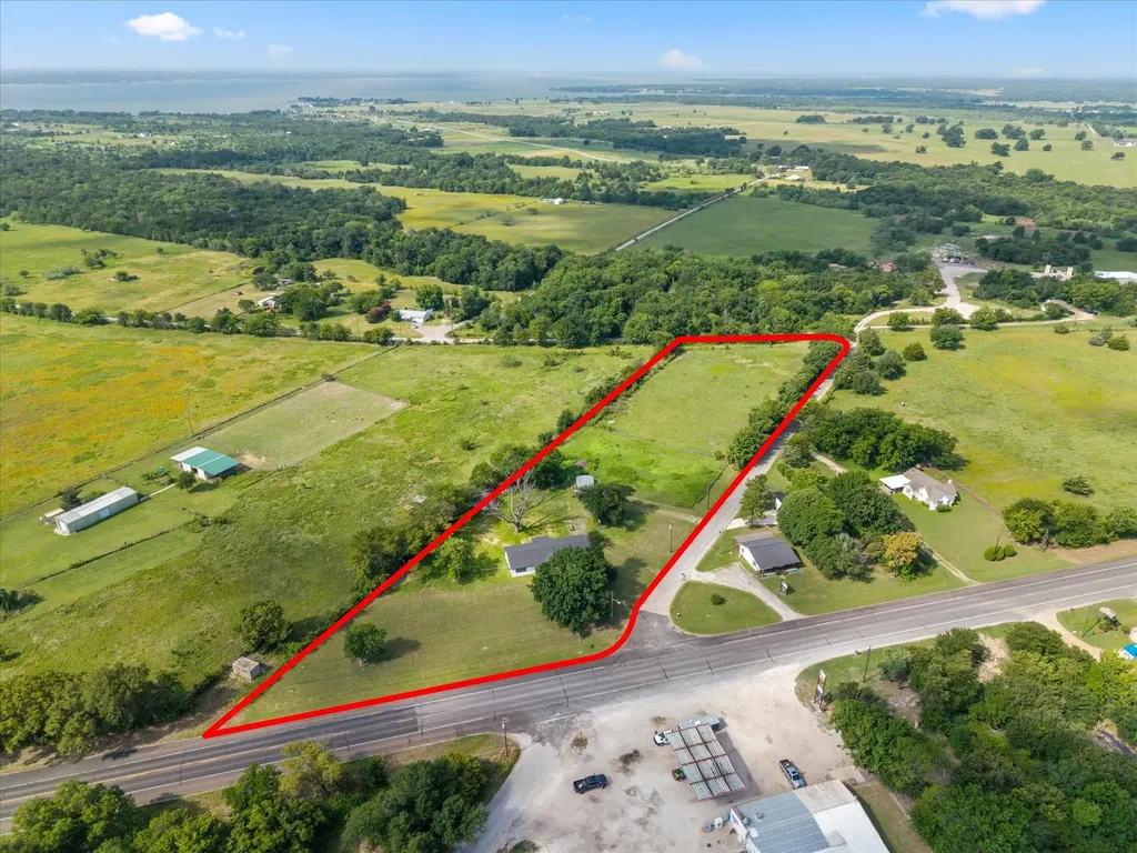 101 SE County Road 2240 Corsicana TX 75109