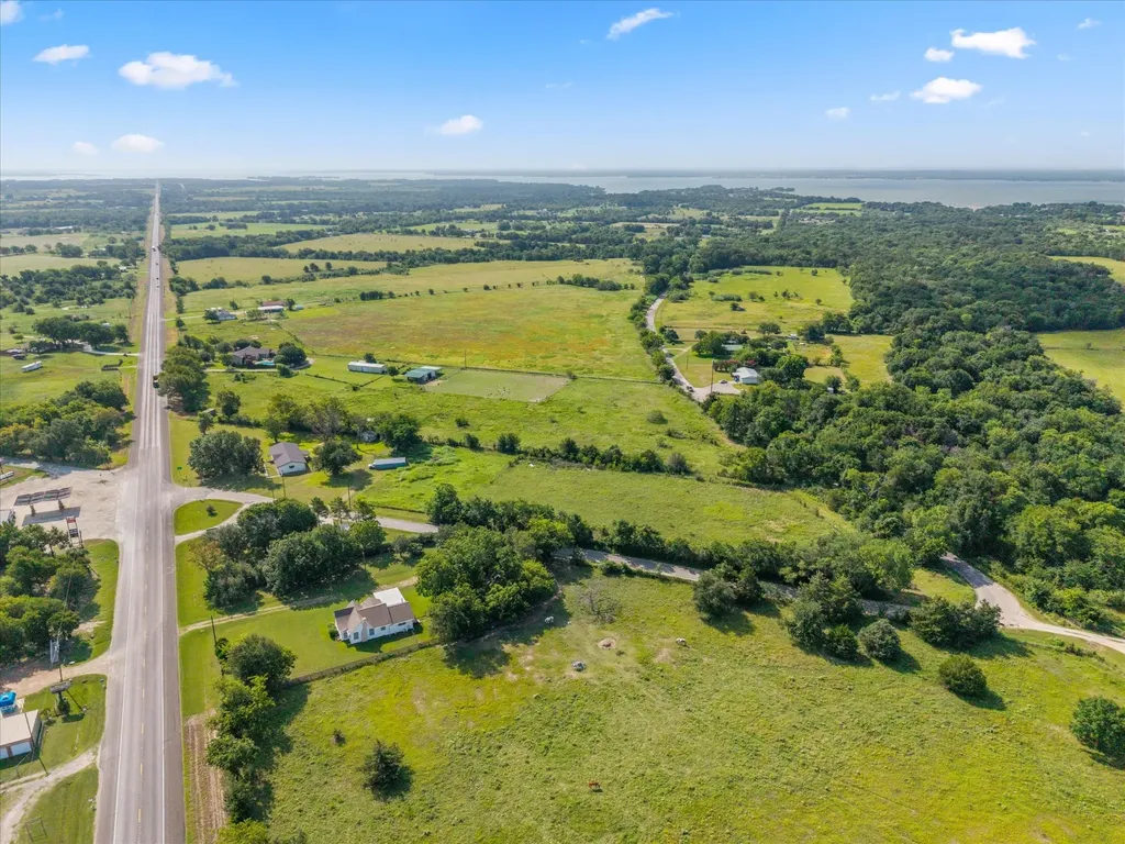 101 SE County Road 2240 Corsicana TX 75109
