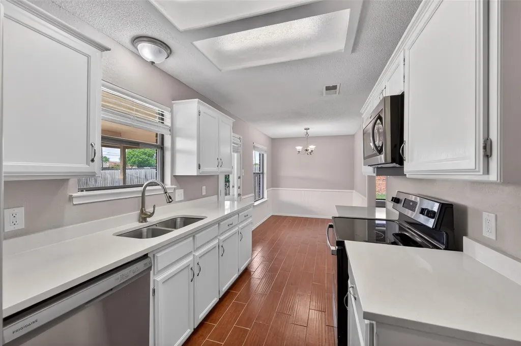 6637 Whitley Road Watauga TX 76148