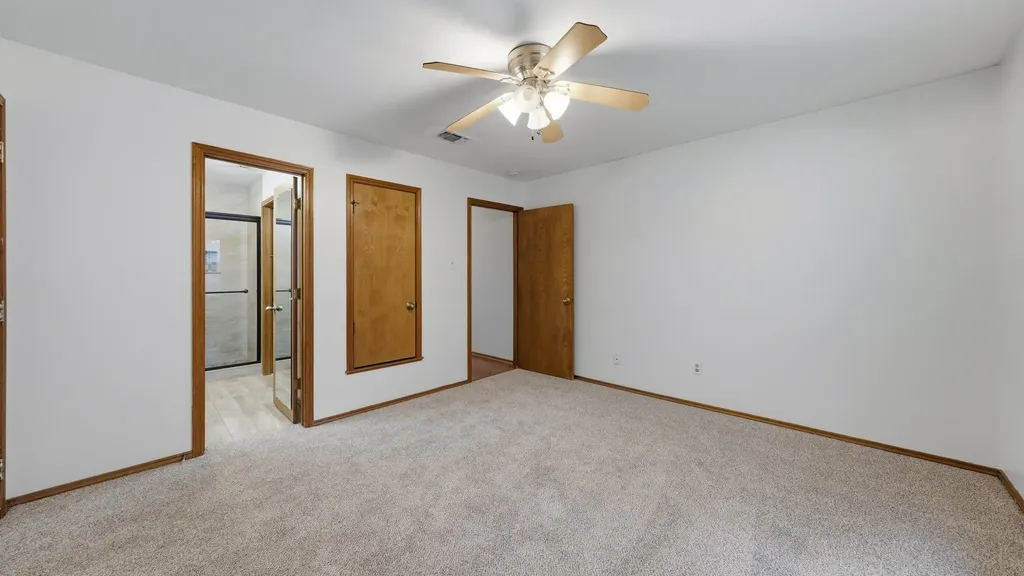 1406 S Elm Street Weatherford TX 76086