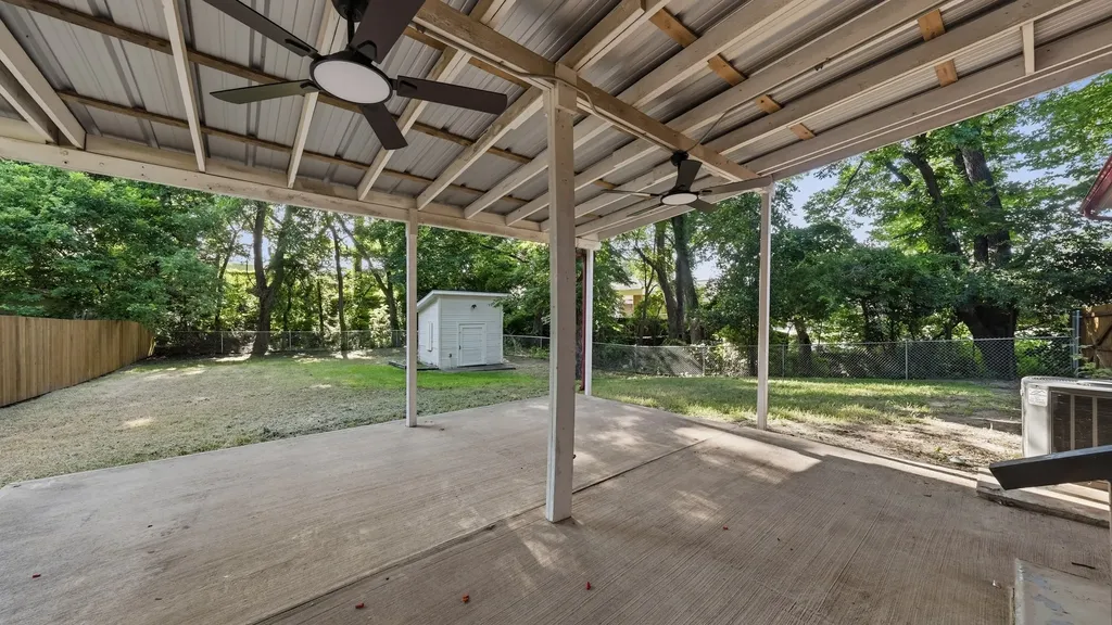 1406 S Elm Street Weatherford TX 76086