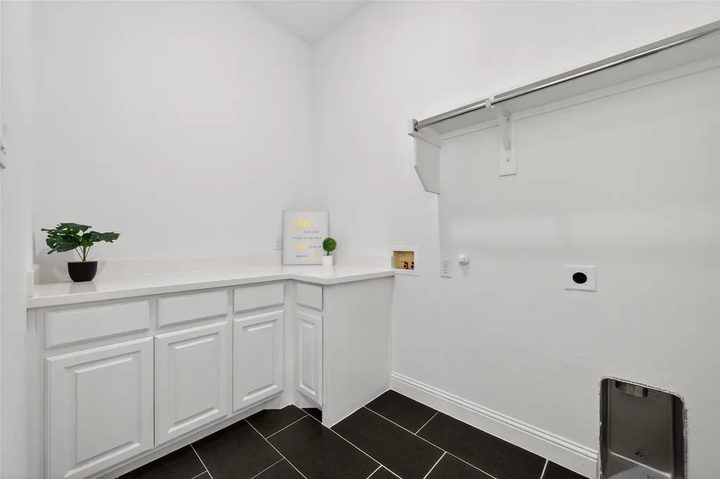 7457 Pondview Lane Fort Worth TX 76123
