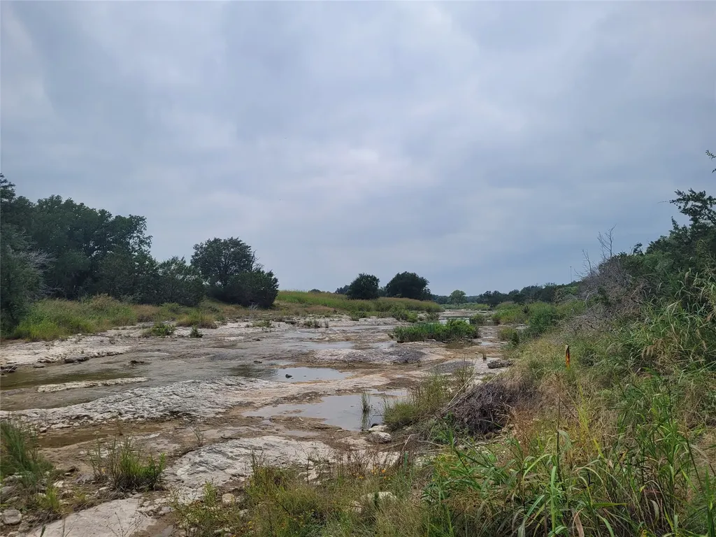 9680 Us Hwy 190 E Lampasas TX 76550