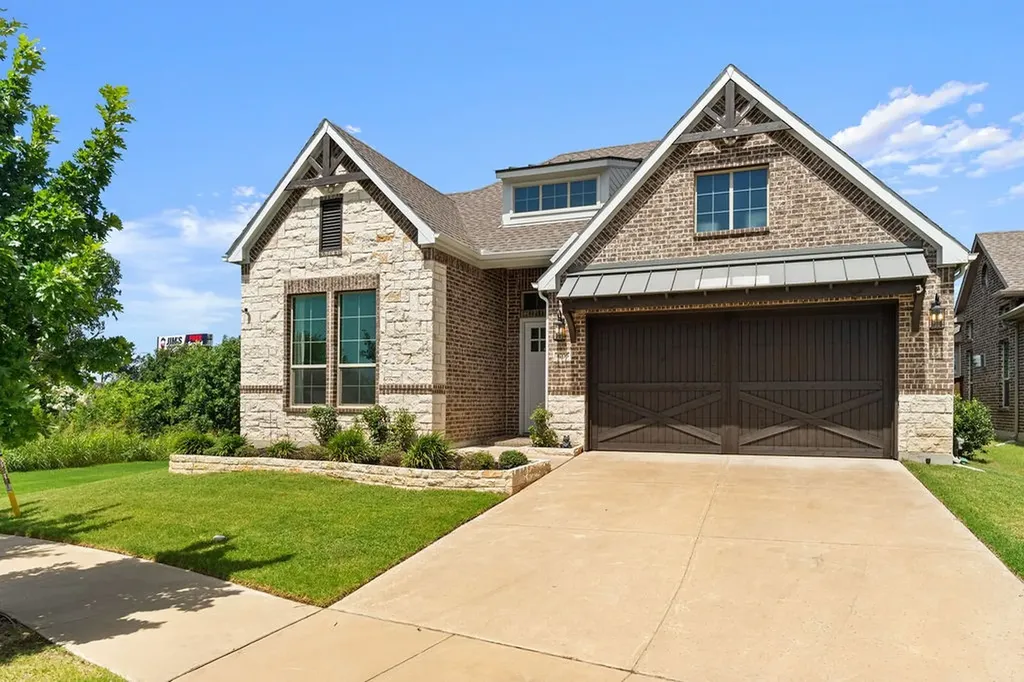4705 Brockwell Drive Carrollton TX 75010