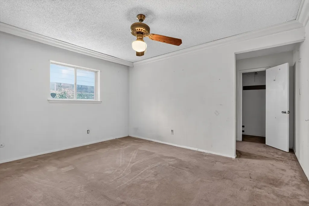2512 Bent Tree Lane Arlington TX 76016