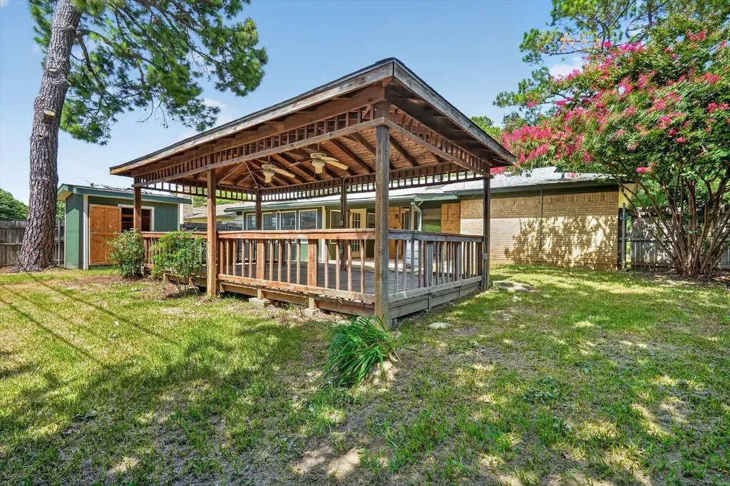 2512 Bent Tree Lane Arlington TX 76016