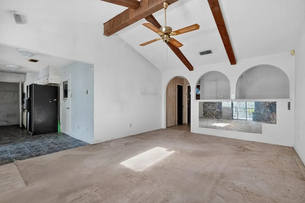 2512 Bent Tree Lane Arlington TX 76016