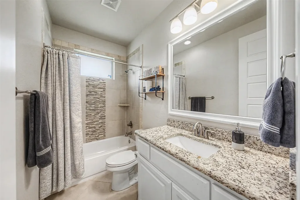 259 Wapiti Drive Azle TX 76020