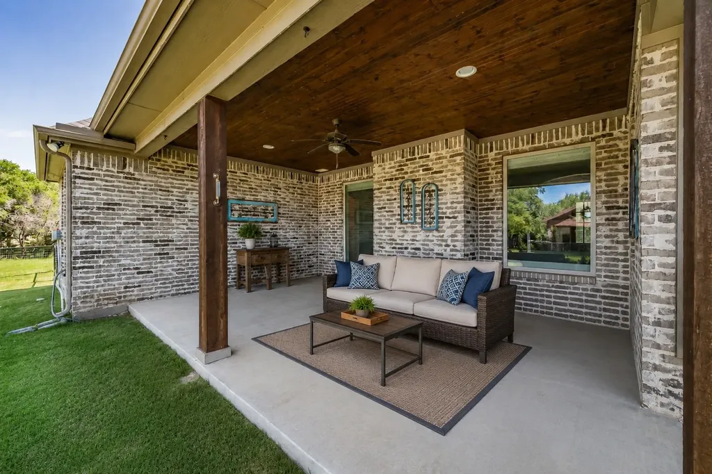 259 Wapiti Drive Azle TX 76020