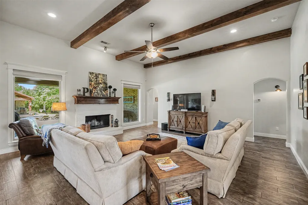 259 Wapiti Drive Azle TX 76020
