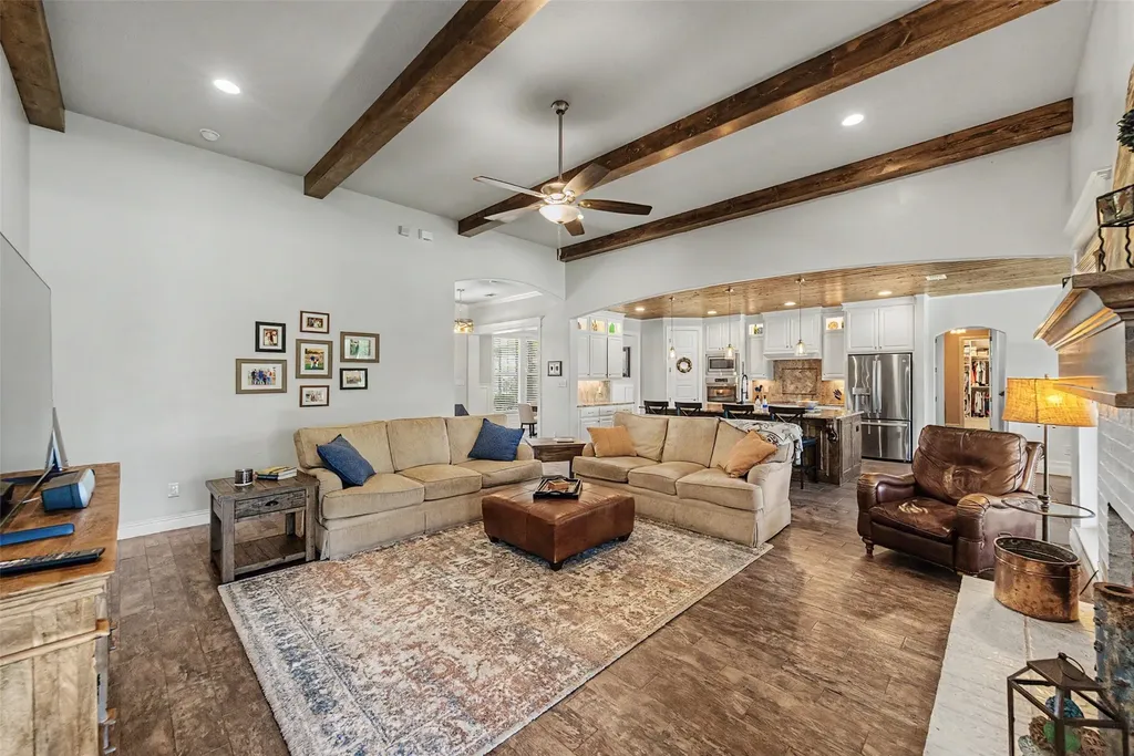 259 Wapiti Drive Azle TX 76020