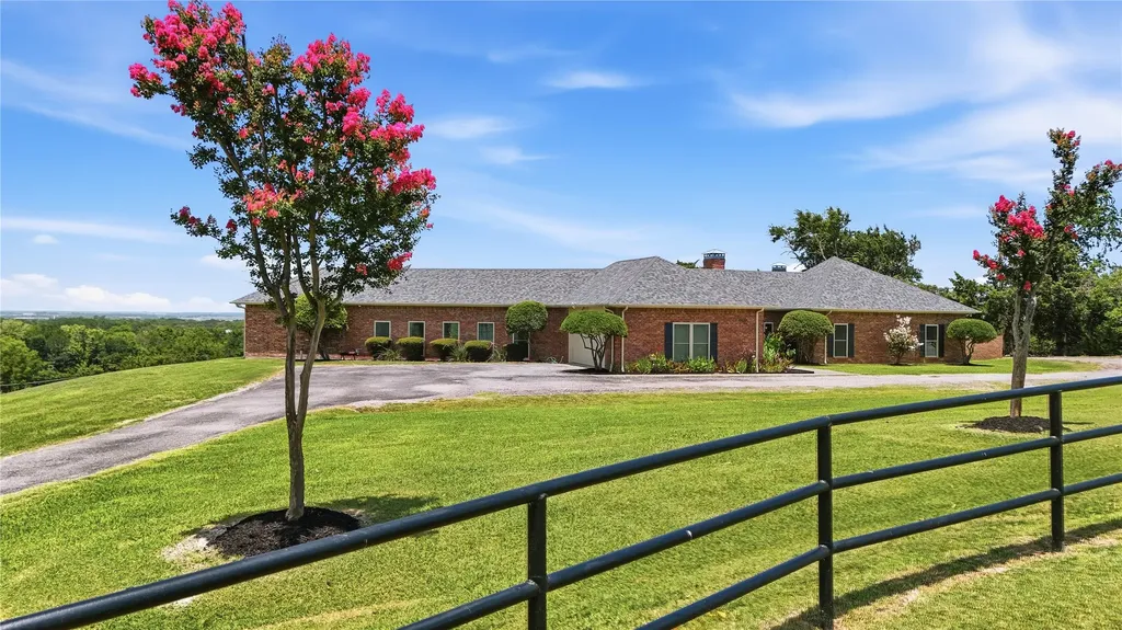 1316 Tate Circle Sherman TX 75090