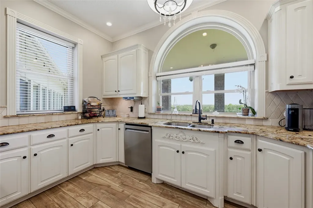 1316 Tate Circle Sherman TX 75090