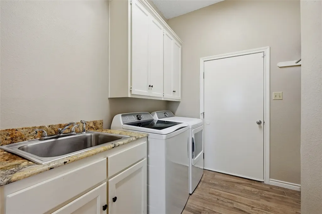 1316 Tate Circle Sherman TX 75090