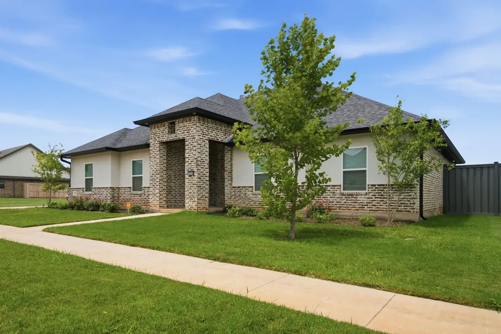 3318 Ace Abilene TX 79606