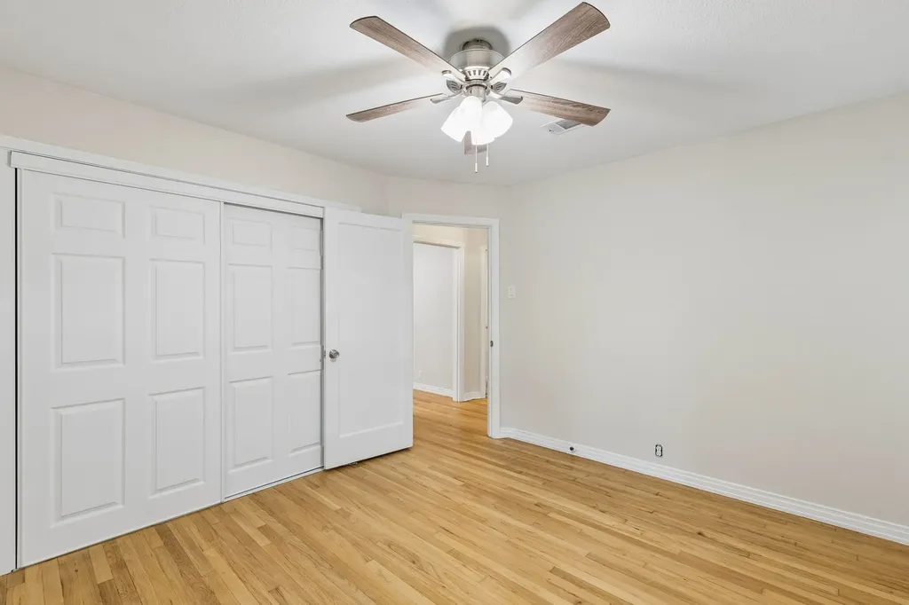 411 W Taylor Street Sherman TX 75092