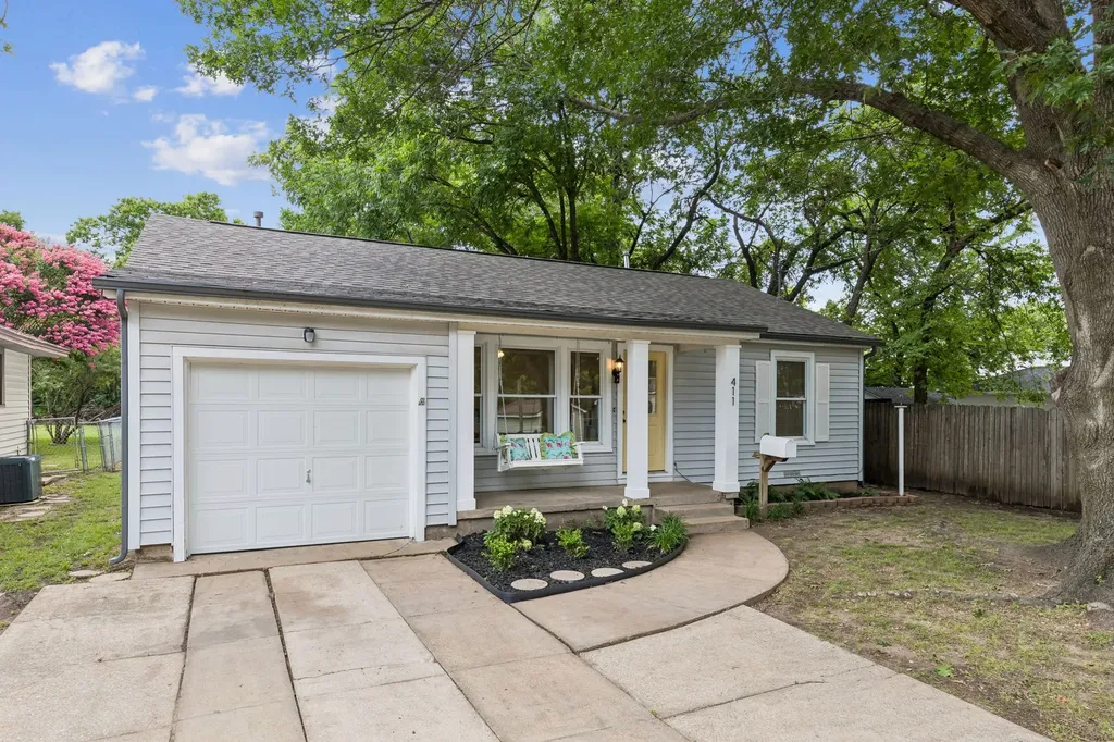 411 W Taylor Street Sherman TX 75092
