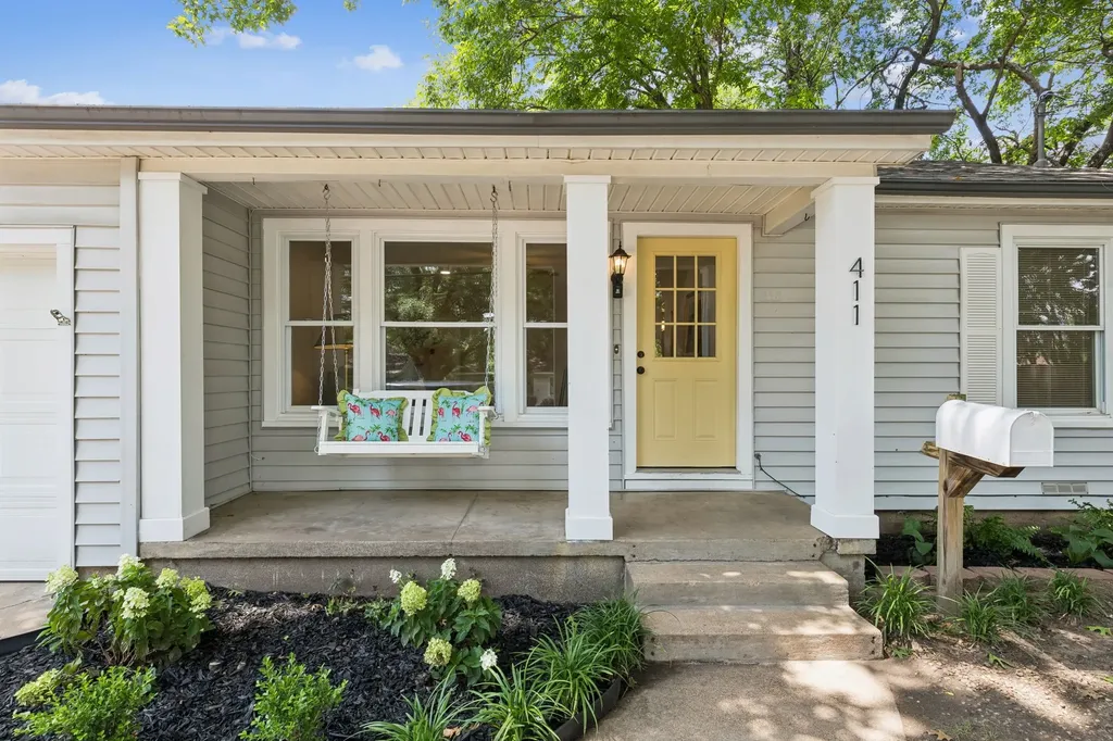 411 W Taylor Street Sherman TX 75092