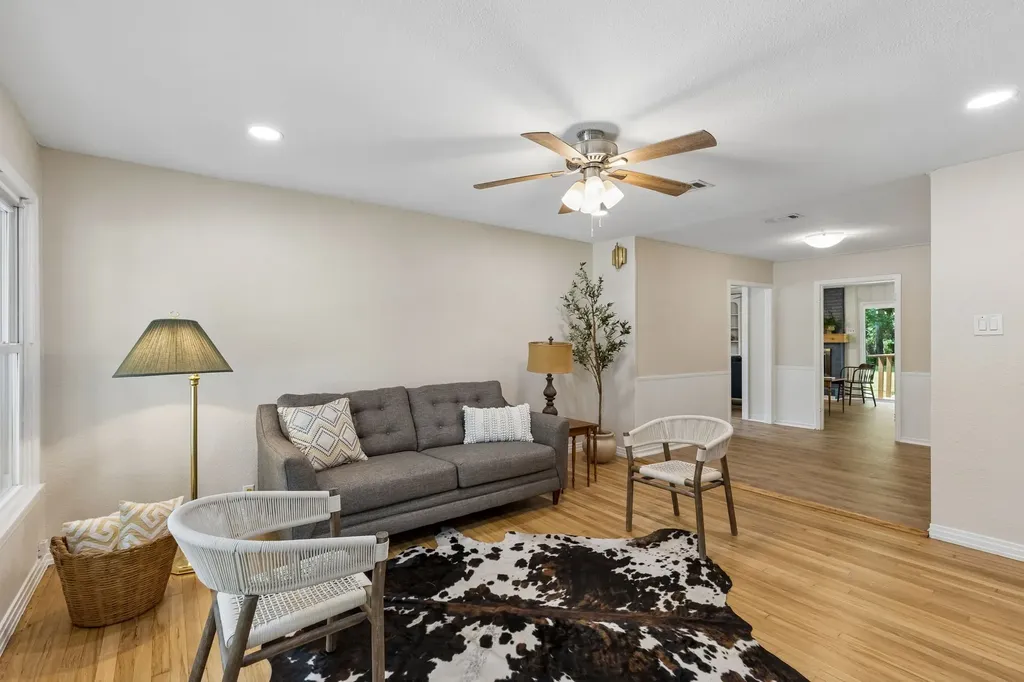 411 W Taylor Street Sherman TX 75092