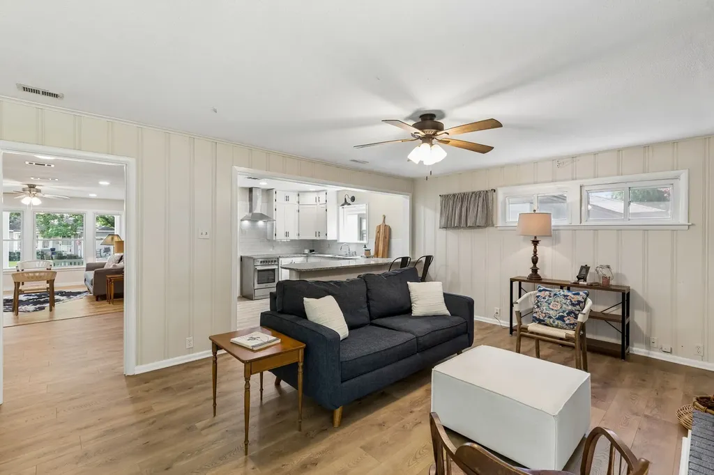 411 W Taylor Street Sherman TX 75092