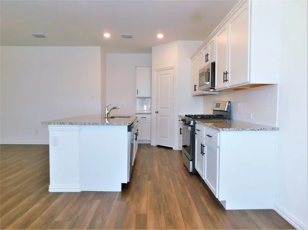 1624 Da Vinci Drive Little Elm TX 75068