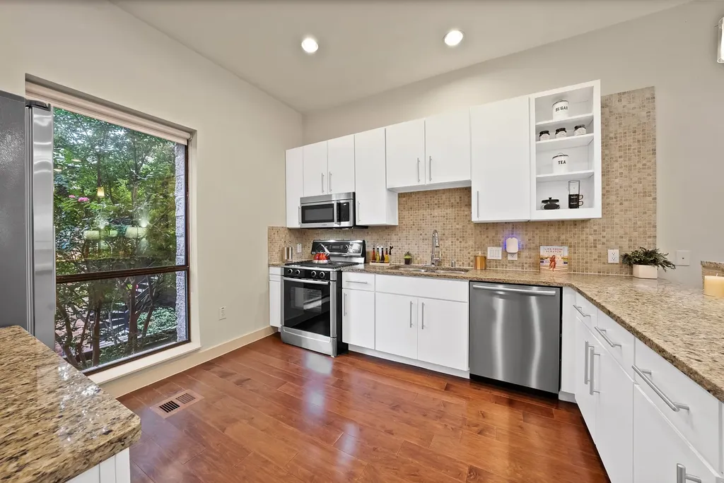 4111 Newton Avenue Dallas TX 75219