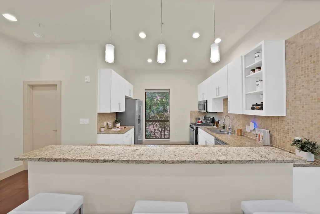 4111 Newton Avenue Dallas TX 75219