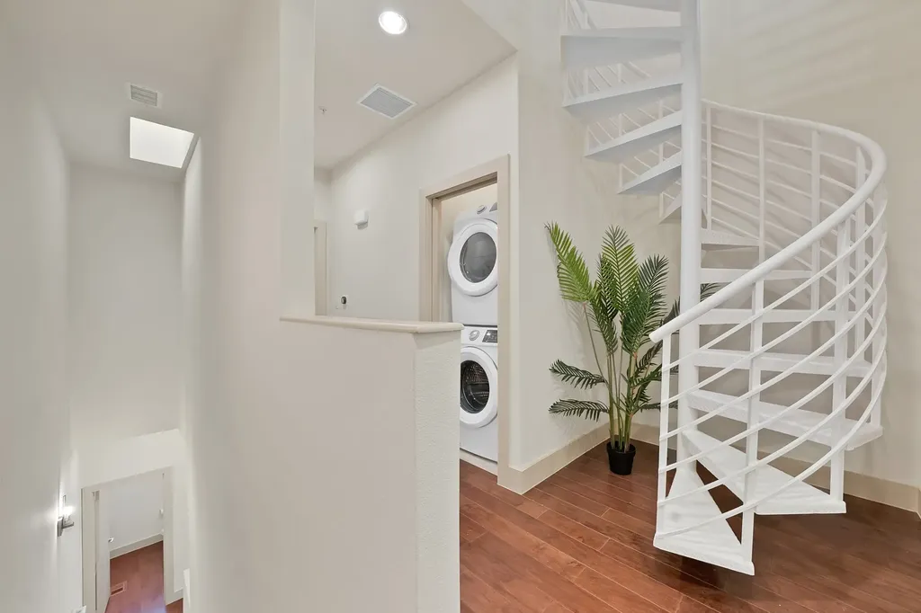 4111 Newton Avenue Dallas TX 75219
