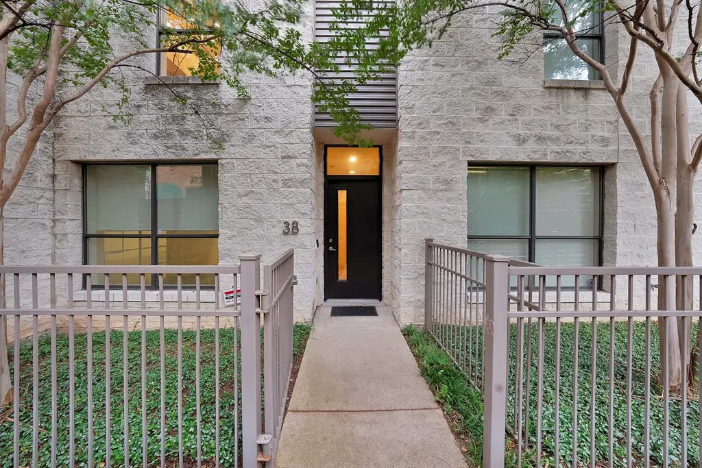 4111 Newton Avenue Dallas TX 75219